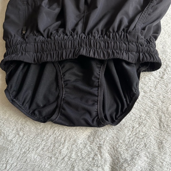 Lululemon Tracker Short V - Picture 8 of 9